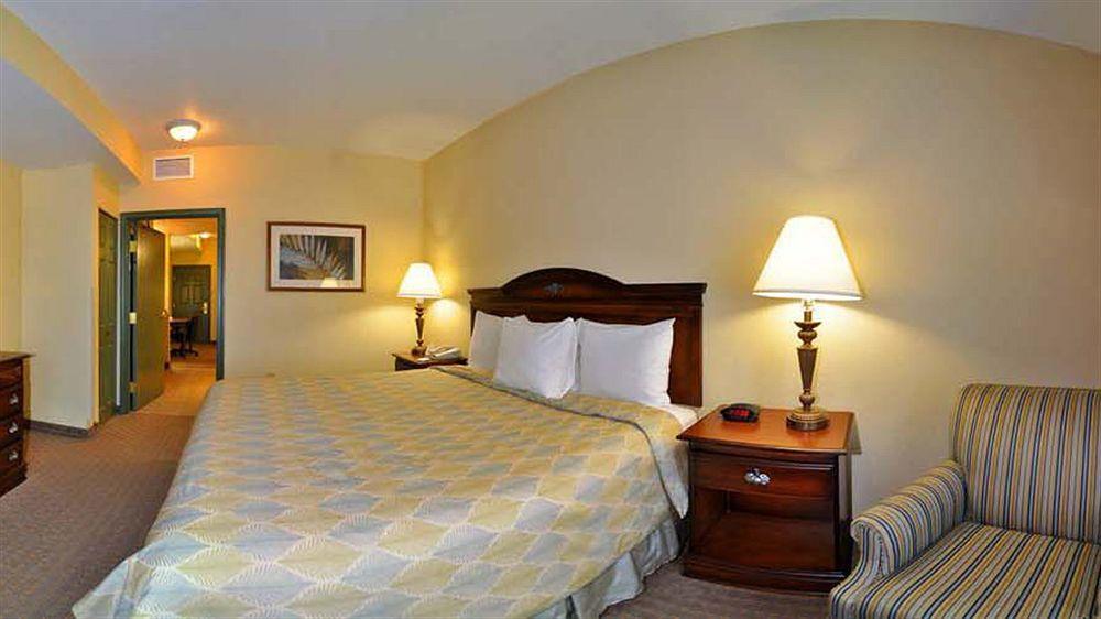 Spark By Hilton Panama City Beach Панама Сити Бийч Екстериор снимка