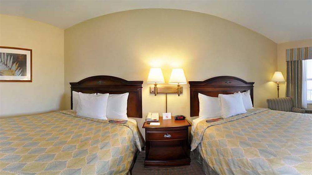 Spark By Hilton Panama City Beach Панама Сити Бийч Екстериор снимка